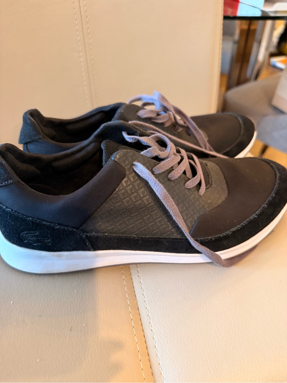 Lacoste Women's Black and Gray Lace-Up Low-Top Sneakers